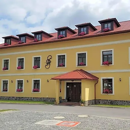 Altmayer Nocleg ze śniadaniem Banská Štiavnica